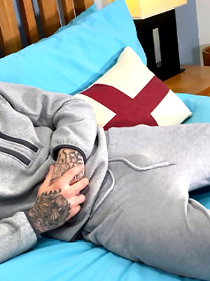 Cute uncut gay boys - Young Cheeky Straight Lad gets Wanked & Spanked & his Uncut Rocket Cock Fires Loads of Cum!