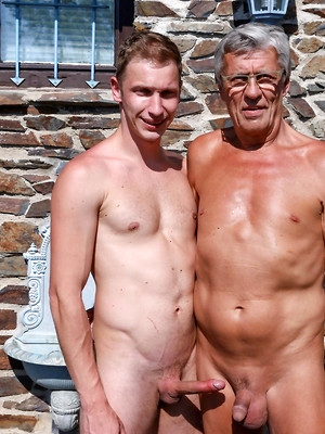 Gay male in Club Bang Boys