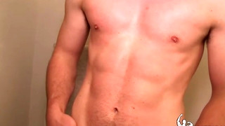 Free gay sex with Dustin Holloway