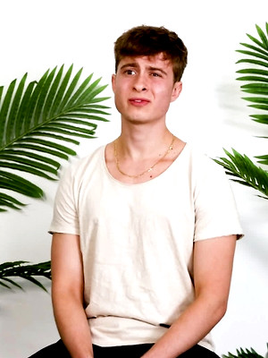 Cute uncut gay boys - Pretty Boy Lucas Walker Is A Virgin?!