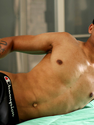 Hot boys nude photos - Big Dick New Guy Isaiah Ortega Fills A Fleshlight In The Shower Tills He Nuts