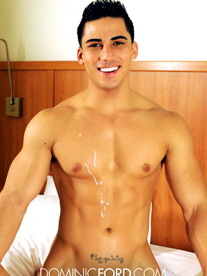Hot gay sex pics with Spotlight: Topher DiMaggio