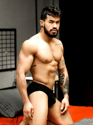 Hot gay album pics Muscular men Pietro Duarte & Diego Reyes cross swords before oral and anal sex