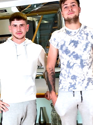Twinks xxx pics - Straight Lads Dom & Jack Wank & Suck Each Other's Big Hard Uncut Cocks!