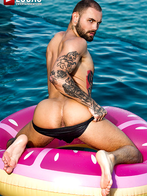 XXX gay photos of Drake Rogers sucks and fucks with Jeffrey Lloyd