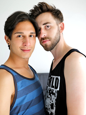 Cute uncut gay boys - Jumping in to a hot 3 way with Andy and Eddie