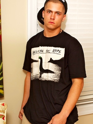 XXX gay photos of New Recruit Gamble