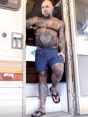 Hot boys nude photos - Double Wide