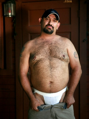 Hot gay sex pics with Dave Skavo - Bears In Paradise