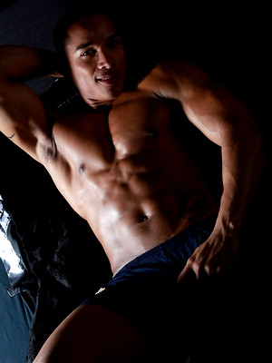 Gay sex pics with Claudio big and hard