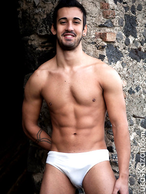 Hot gay album pics Hot euro stud Roberto