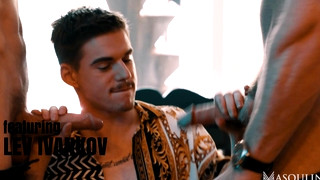 Check new gay sex scene with The Cops Want In