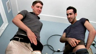 Free gay porn video Horny twinks Chris Cox and Ryan Keene fucking