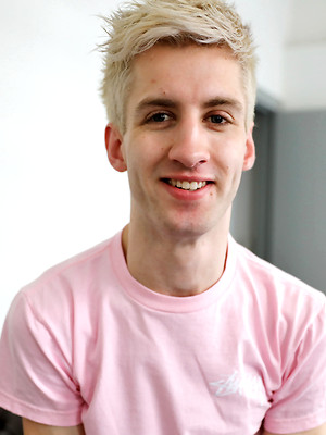 Twinks xxx pics - It's the return of skinny hung twink Rick Dalton