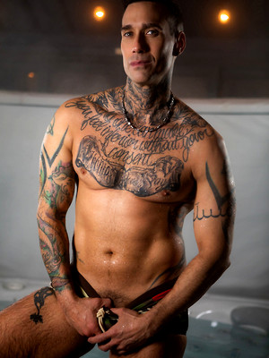 Gay porn pics Tight Muscles, Tight Asses