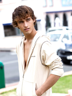 Hot boys nude photos - Kieran Benning
