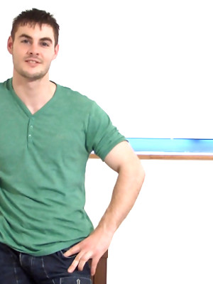 Free gay porn pics with Hamish Watsin solo