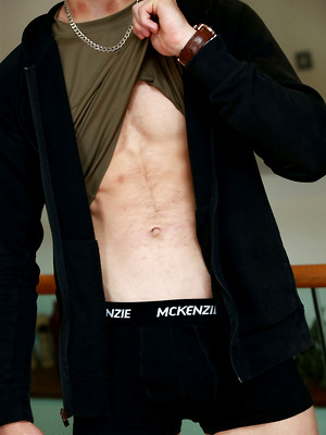 Gay pics of Young Teenage Athlete Callem Shows off his Muscular and Ripped Physique and Massive Uncut Cock!