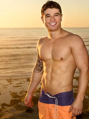 XXX gay photos of Raphael