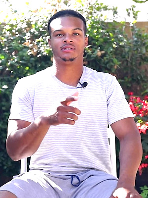 XXX gay photos of Cuckold Bull Justin Jones Barely Makes It In Time For His Interview!