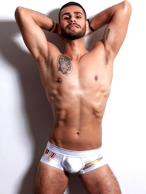 Free gay porn pics with Arvin first shoot