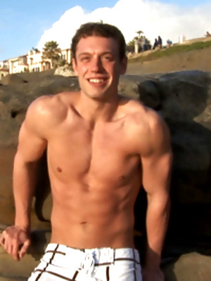 Free gay porn pics with Andrew posing naked and jacking off