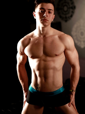 Free gay porn pics with hot bedroom shoot!