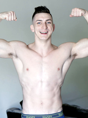 Free gay xxx pics with Ripped Gym JOCK Roman Tate Works Out And Jerks OFF