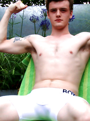 Free gay xxx pics with Straight Young Boxer Kieran Wanks his Thick Uncut Cock & Shoots his Load!