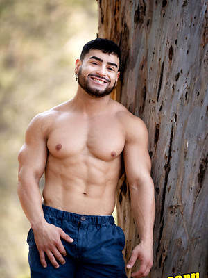 Free gay xxx pics with Matteo solo