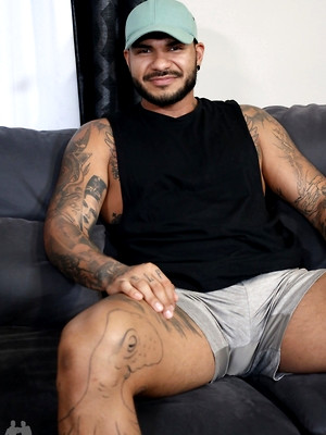 XXX gay photos of Bait: Rob Bait: Helloojose