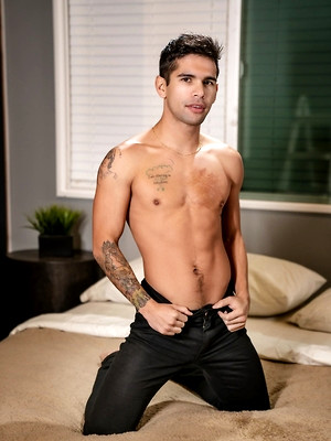 Gay porn pics Bromo Reese Rideout, Ty Mitchell fuck