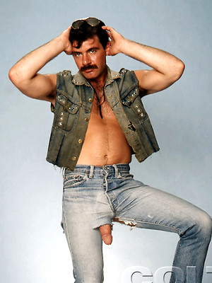 Hot gay sex pics with Hot vintage pics of a gay man