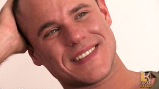 Gay porn video Devian Upclose