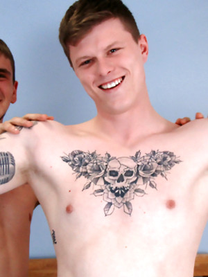 Gay sex pics with Young & Muscular Footballer Hayden Green's Uncut Cock gets Wanked and Sucked by Big Dom!