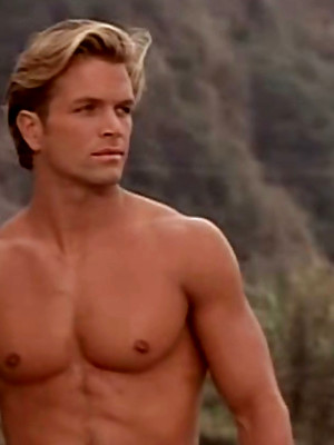 XXX gay photos of David Chokachi