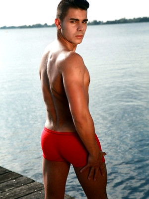 Free gay porn pics with Adrian by the Lakes