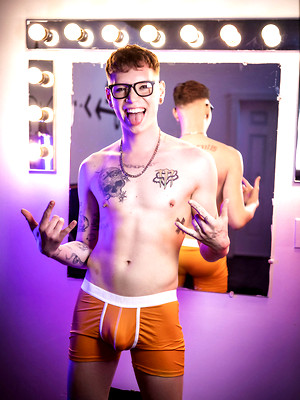 Gay male in Dex Parker, Marco Bianchi bareback fuck