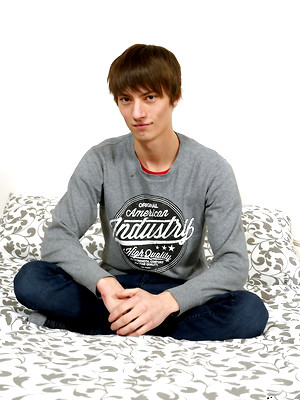 Twinks xxx pics - 4026 Tommy Hunter