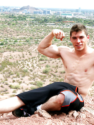Free gay porn pics with Rugged Climber Jock Joel Wentz