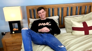 Check new gay sex scene with Straight Boxer Pumps his Hairy Hole with 3 Dildos & his Hard Uncut Cock Squirts a Massive Load!