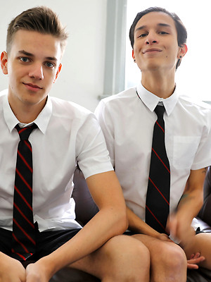 Hot boys nude photos - Our cute mates Connor Peters and Andy Samuel together
