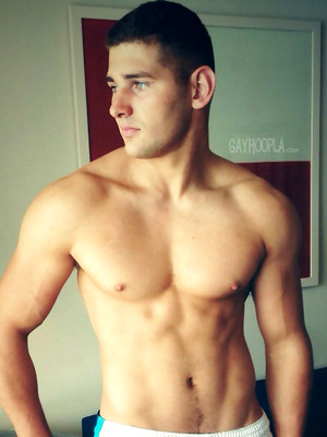 XXX gay photos of Max Summerfield Feature