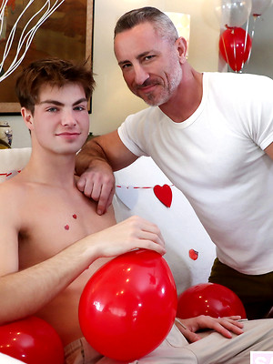 Hot twinks porn pics - Dick Beats Chocolates For Valentines: A Raw Fuck Before She Finds Out