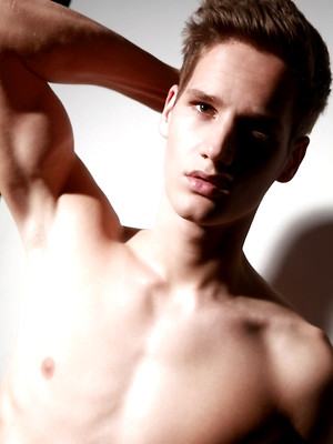 Hot twinks porn pics - Yannick fashion model posing glamour