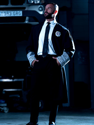 Gay male in Diary of an Attorney: Mistrial. Director: Raul Marcos