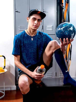 Free gay xxx pics with Helix Soccer Team - Ep. 1 Caught in the Act