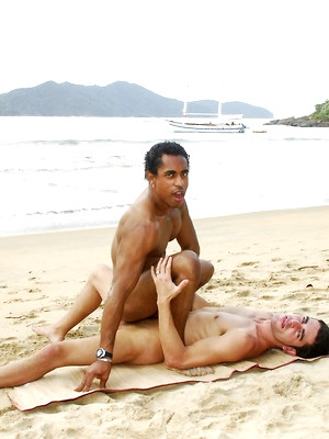Free gay xxx pics with Club Bang Boys