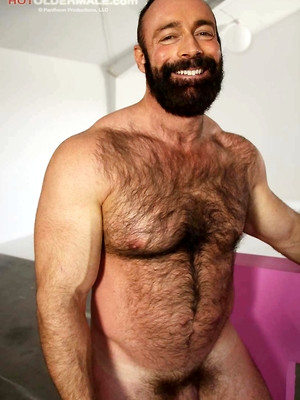Gay sex pics with Brad Kalvo solo