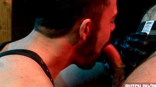 Free gay sex with Dolan Wolf & Kris Irons